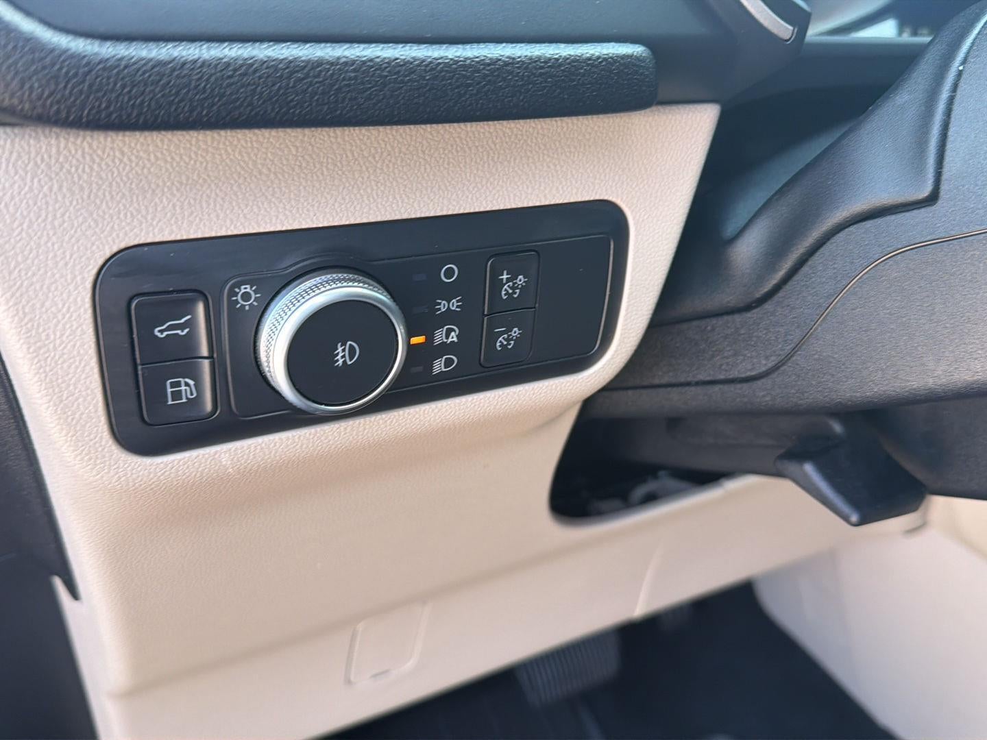 2022 Ford Escape Hybrid SEL