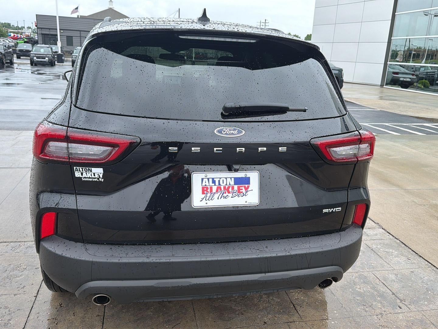2025 Ford Escape ST-Line