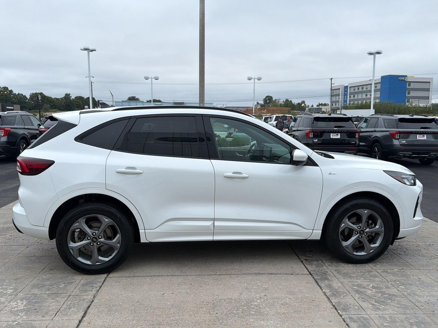 2023 Ford Escape ST-Line Select