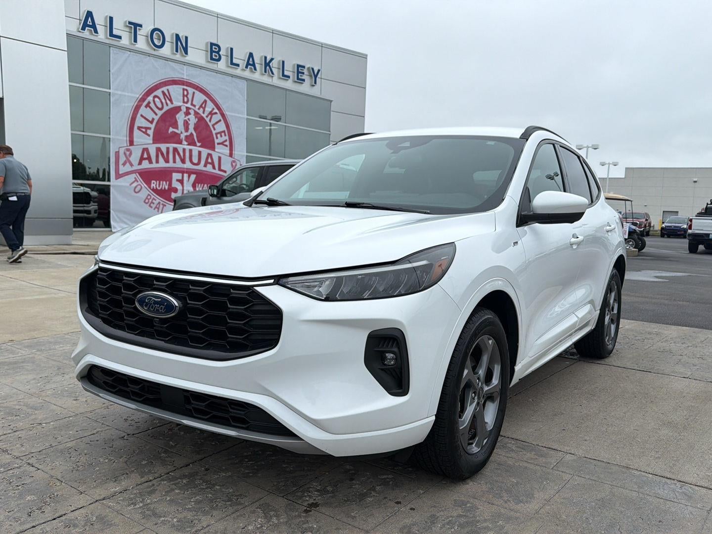 2023 Ford Escape ST-Line Select