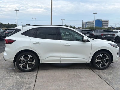 2025 Ford Escape ST-Line Elite