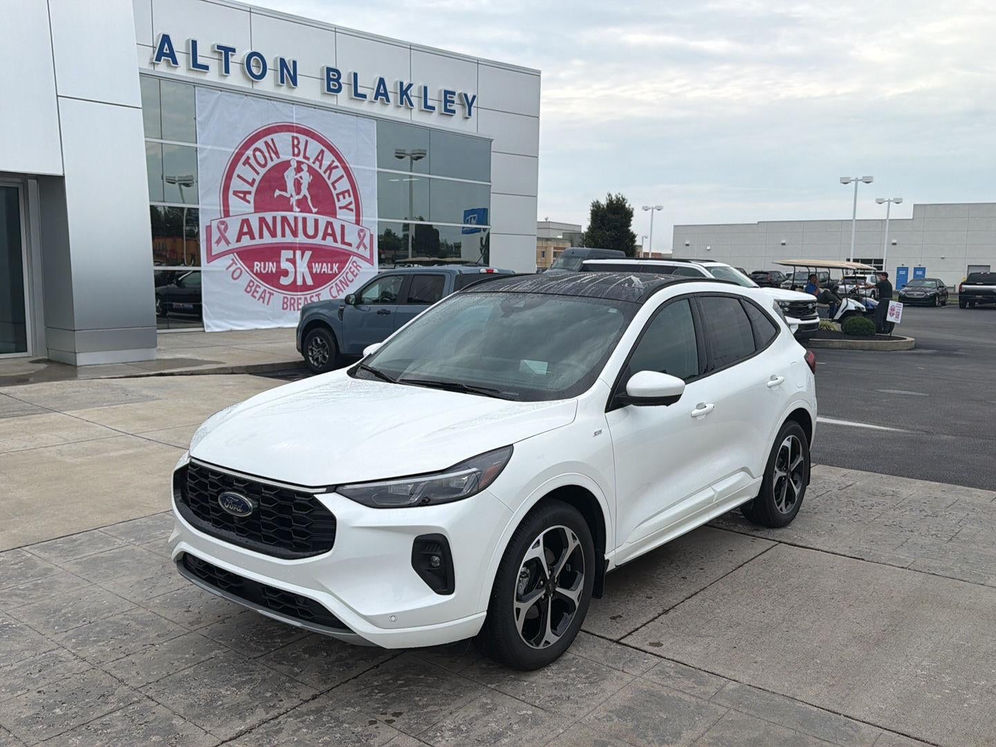 2025 Ford Escape ST-Line Elite