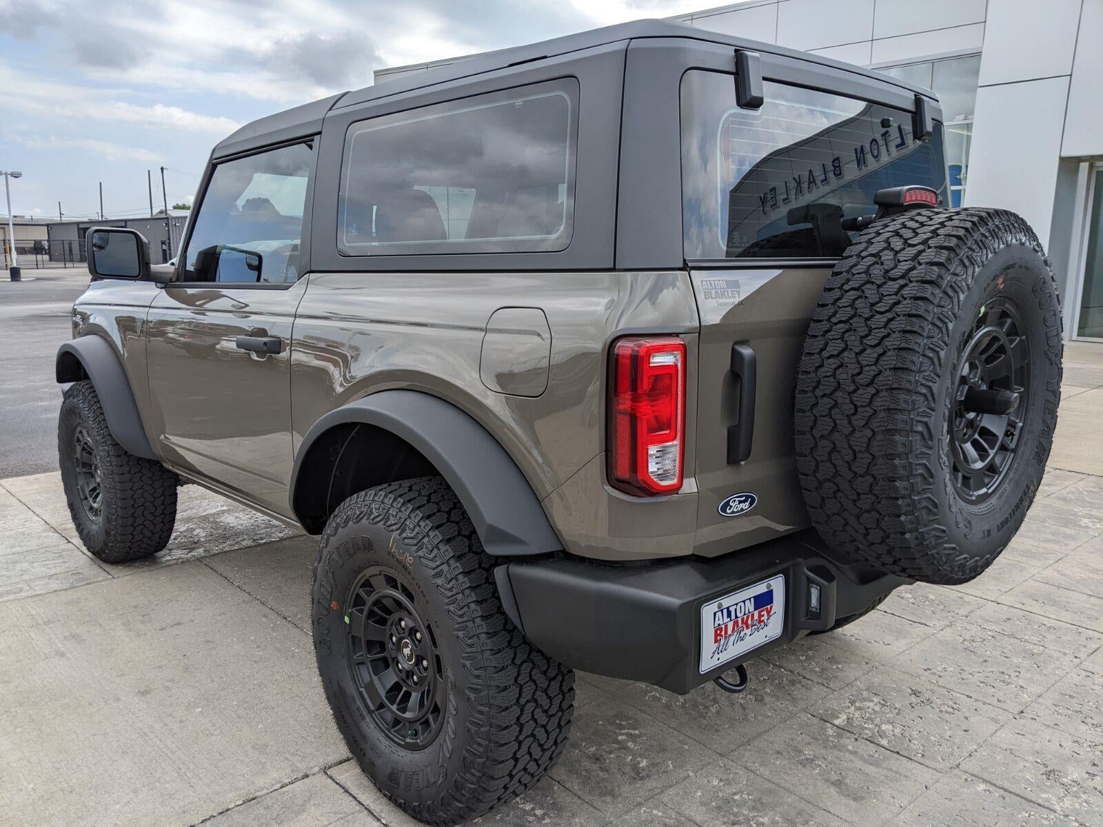 2026 Ford Bronco Base
