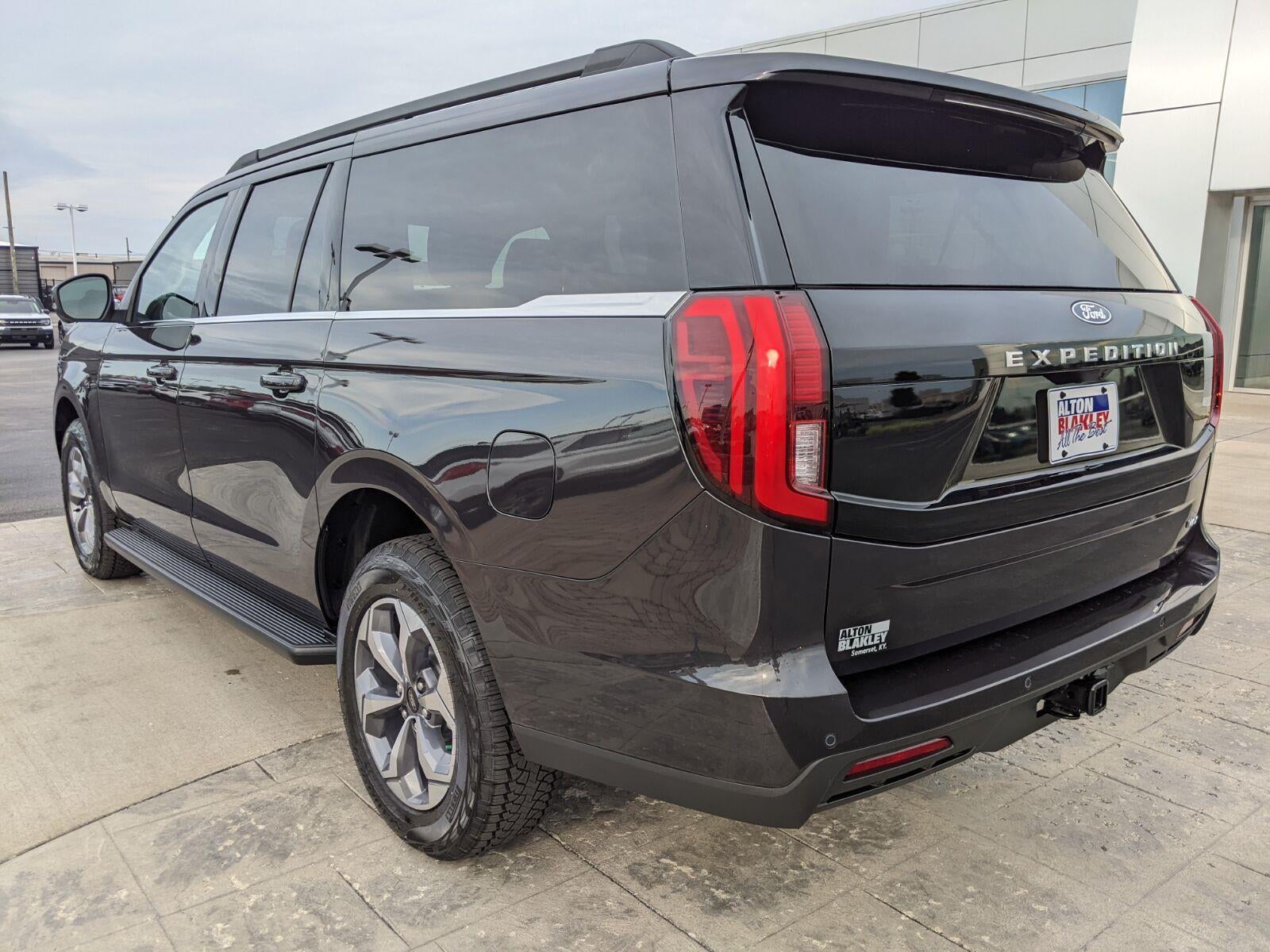 2027 Ford Expedition Max Active