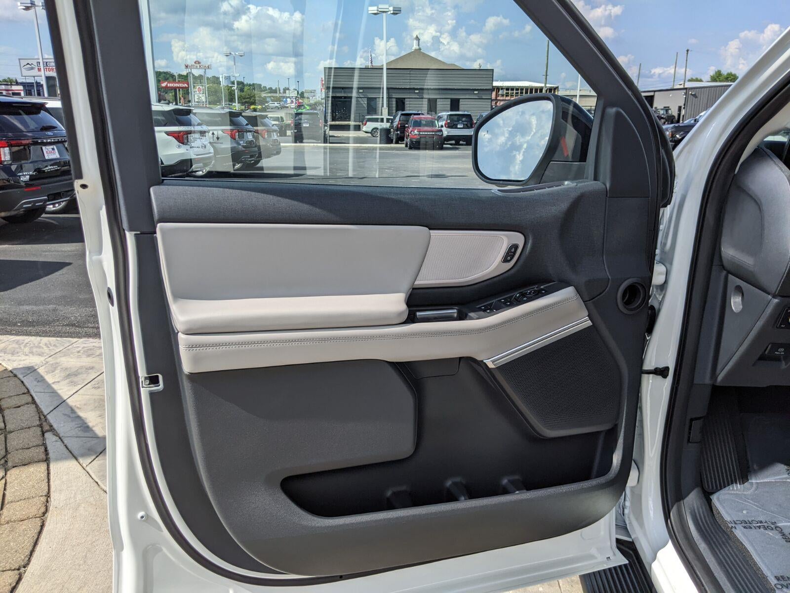 2027 Ford Expedition Max Active