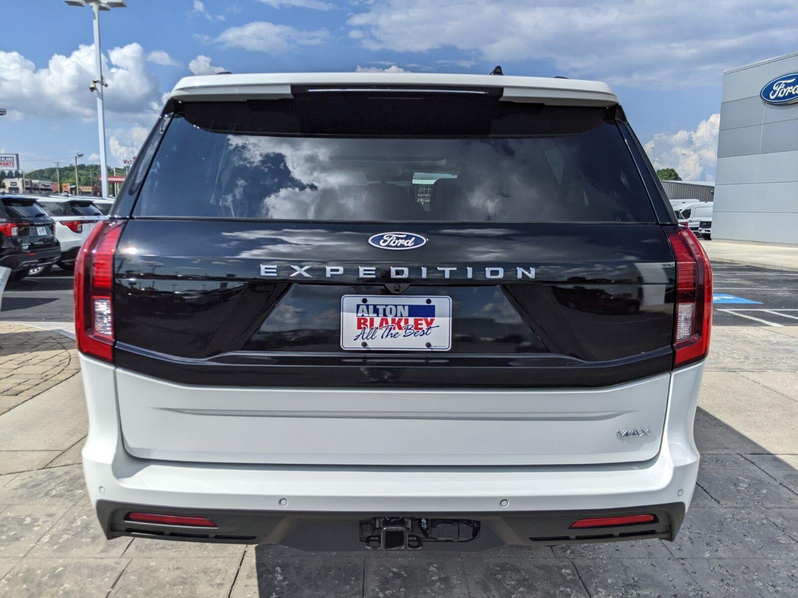 2027 Ford Expedition Max Active