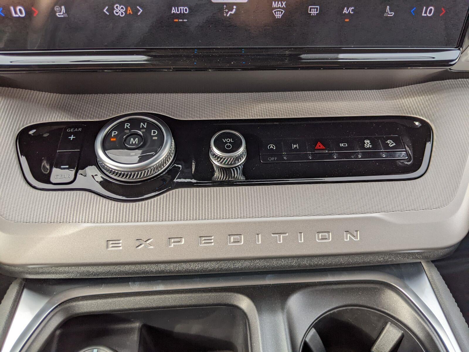 2027 Ford Expedition Max Active