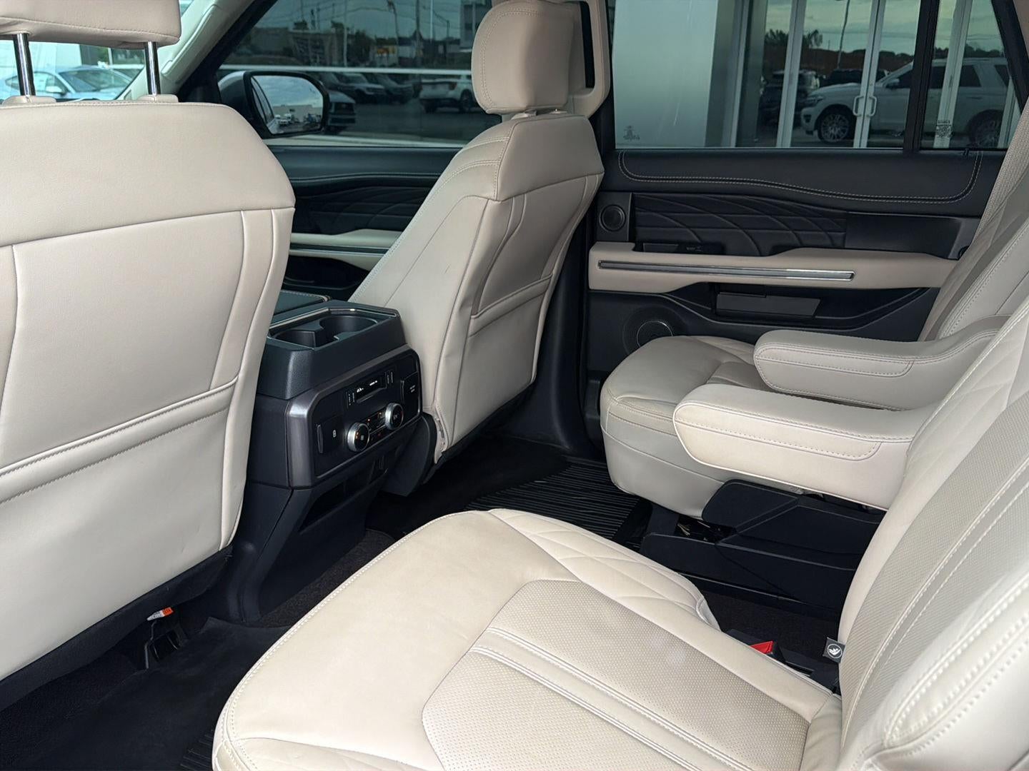 2023 Ford Expedition Platinum