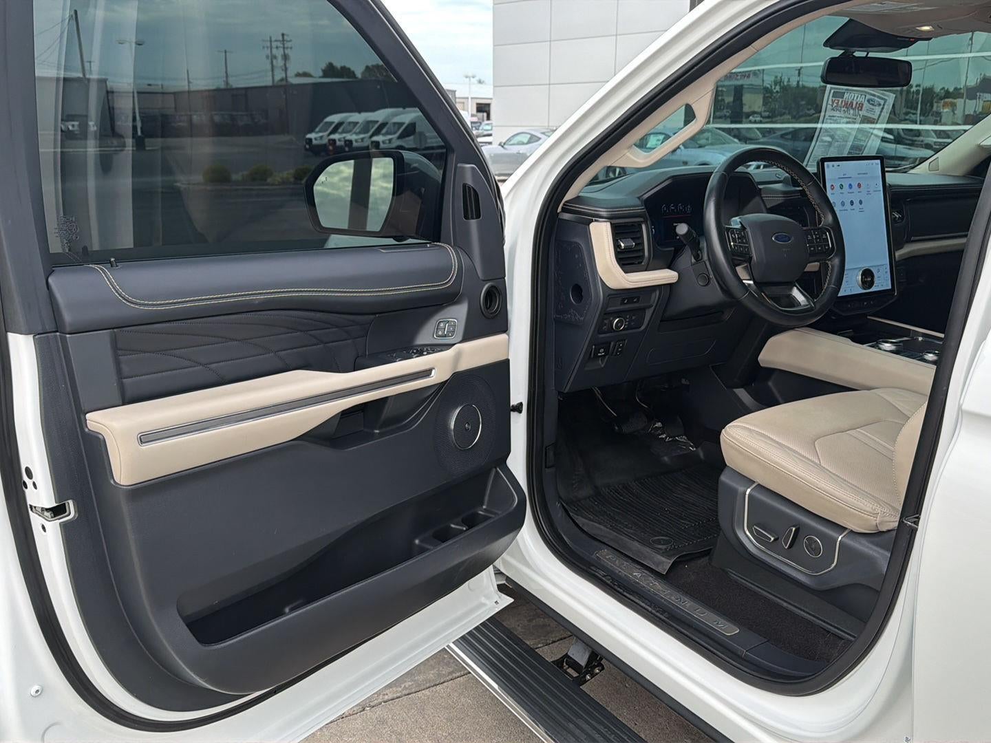 2023 Ford Expedition Platinum