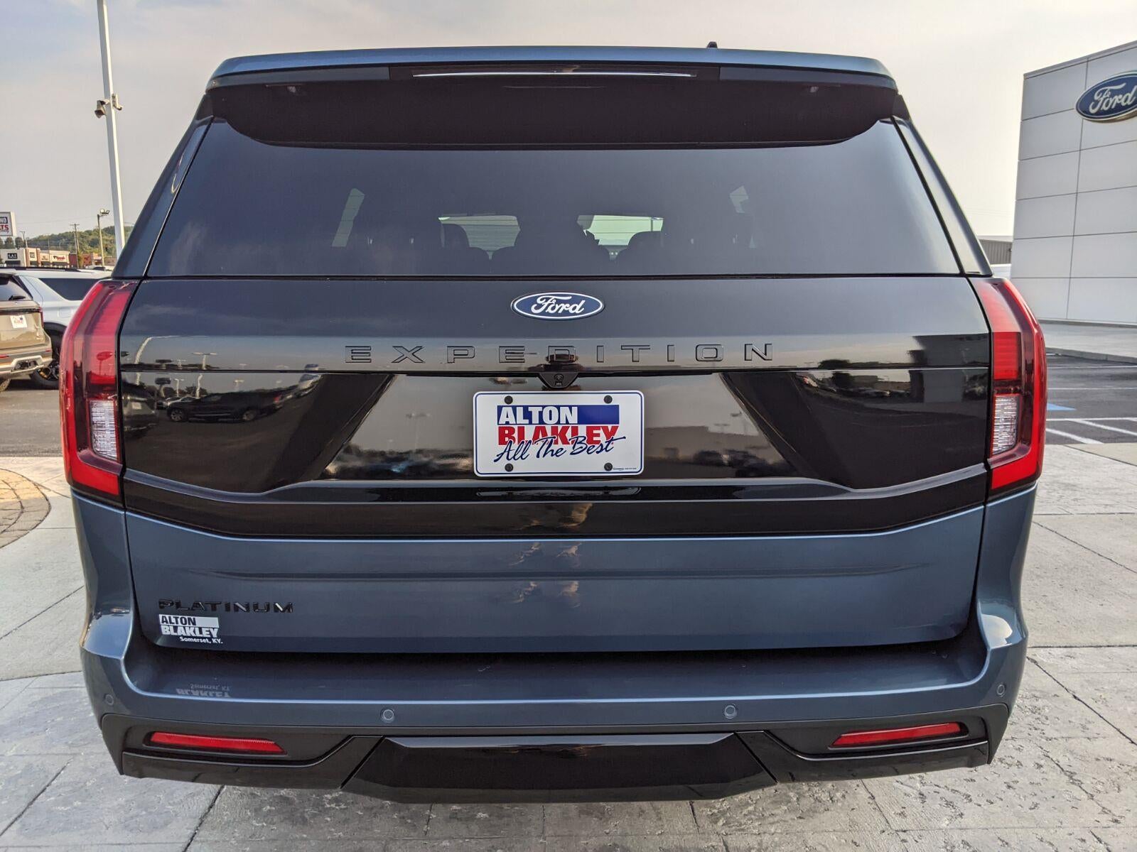 2027 Ford Expedition Platinum