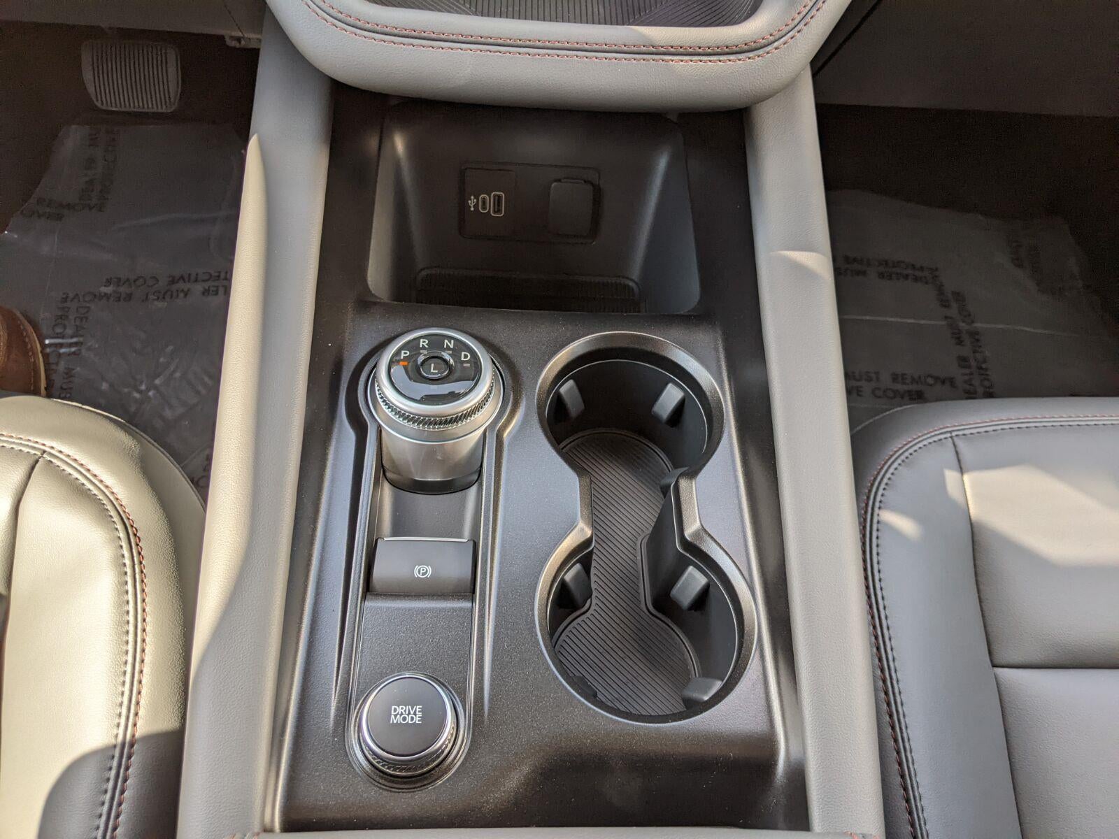 2026 Ford Explorer Active w/100A Pkg
