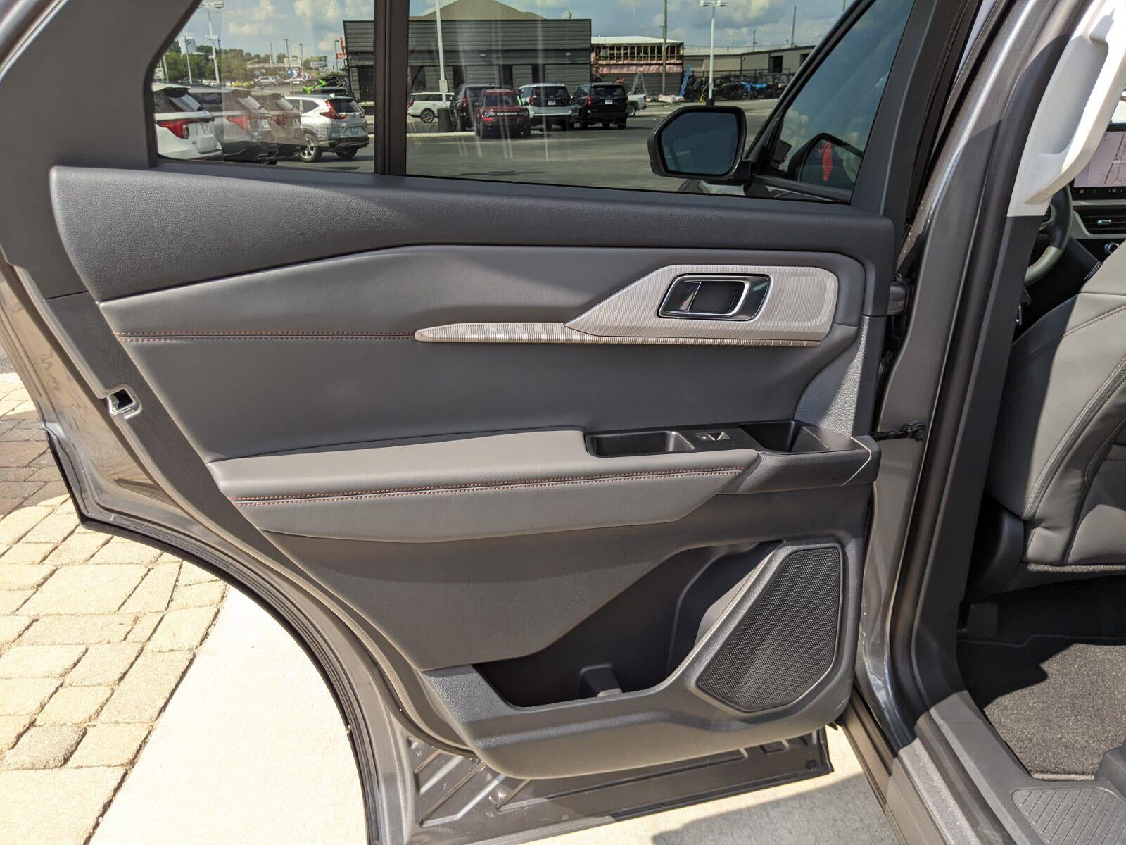 2026 Ford Explorer Active w/100A Pkg