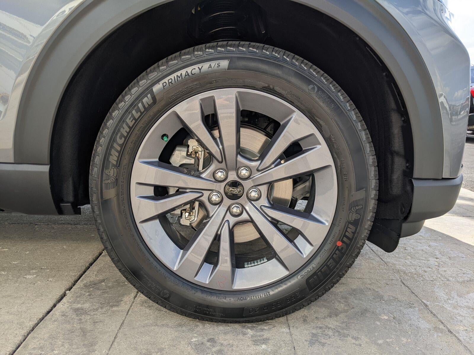 2026 Ford Explorer Active w/100A Pkg