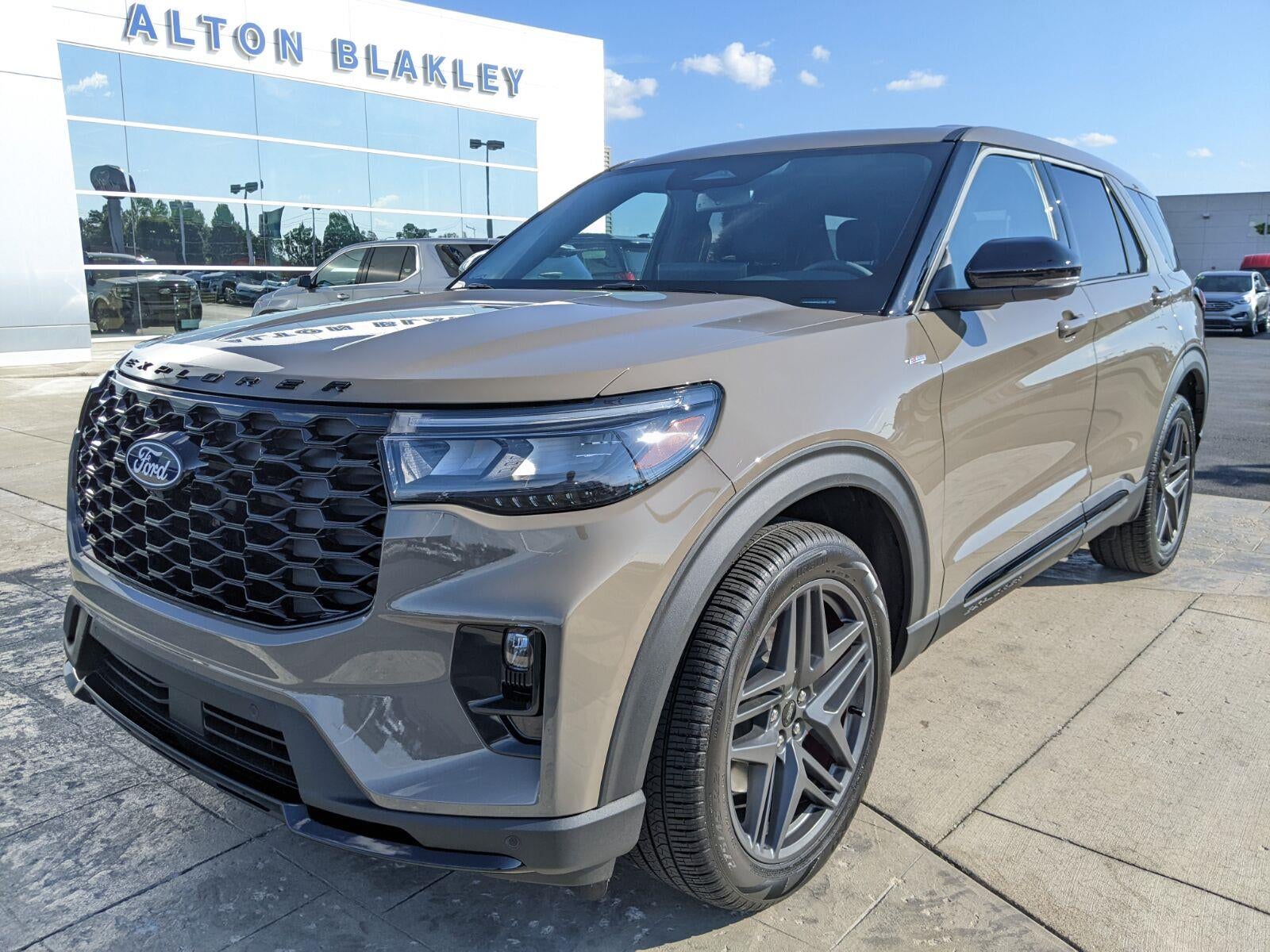 2027 Ford Explorer ST-Line