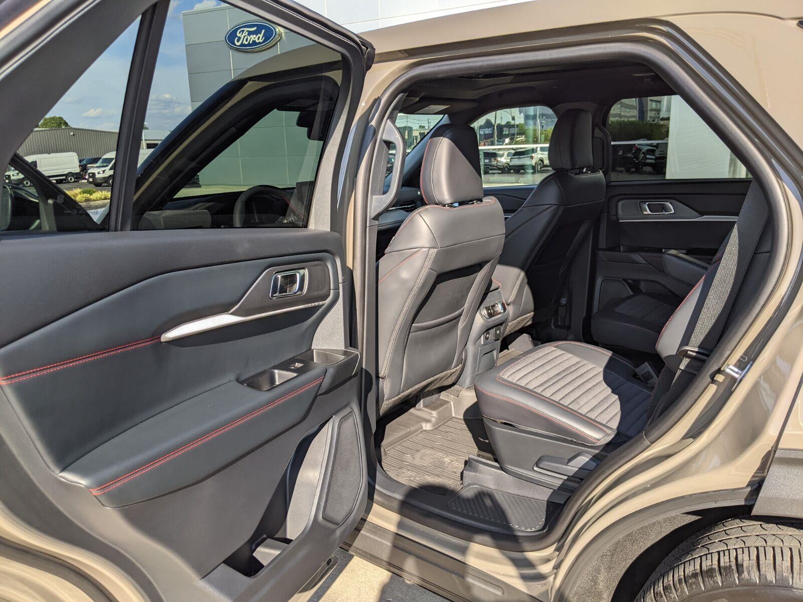 2027 Ford Explorer ST-Line