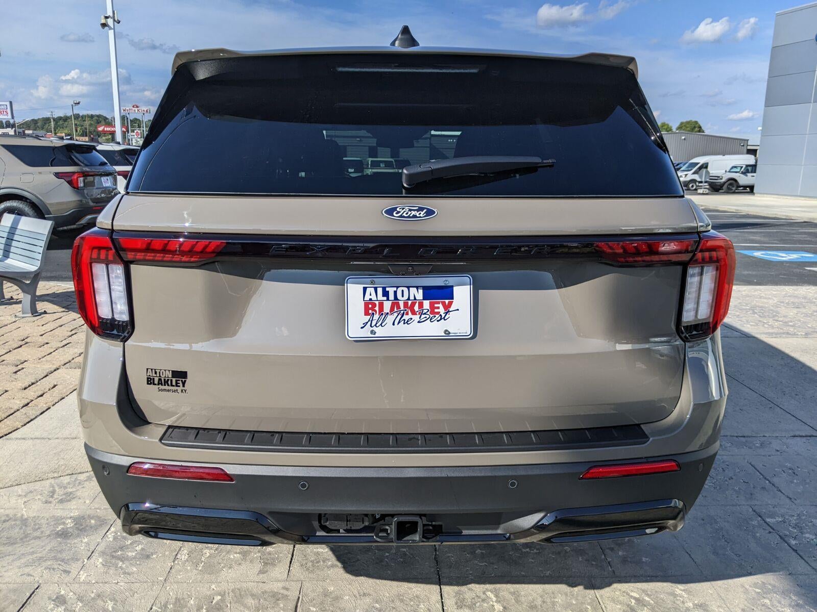 2027 Ford Explorer ST-Line