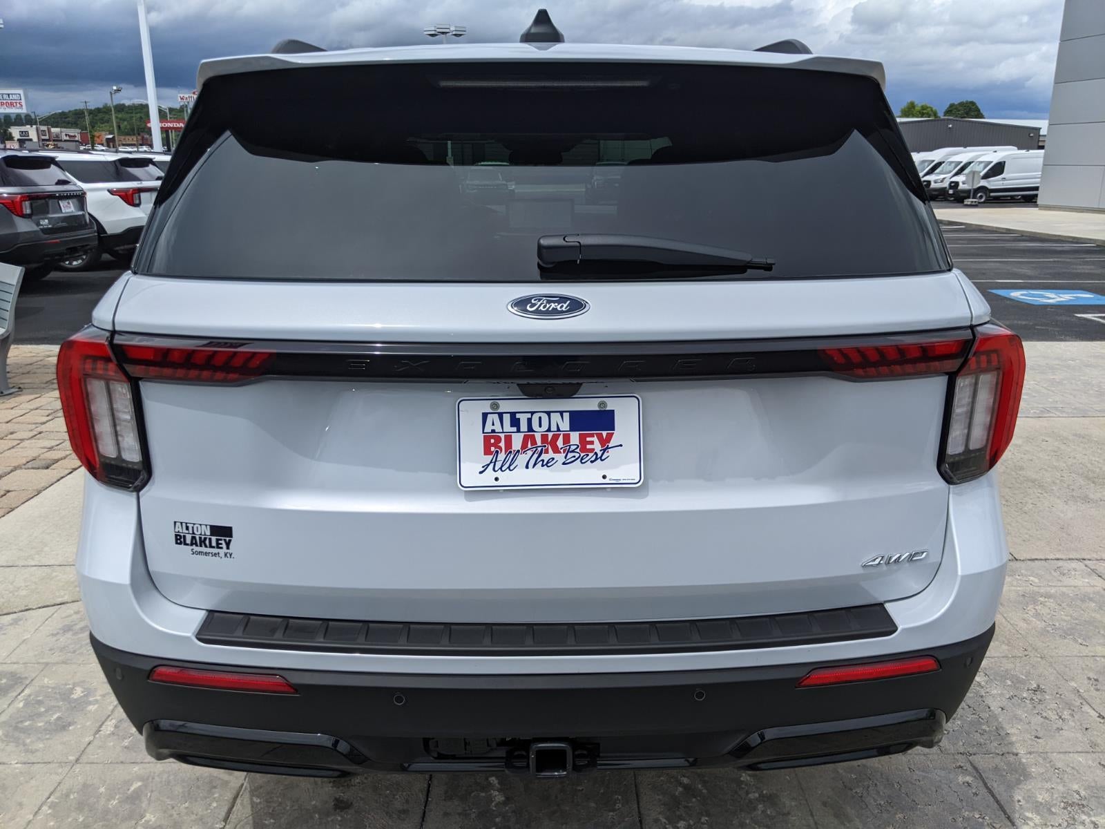 2026 Ford Explorer ST-Line