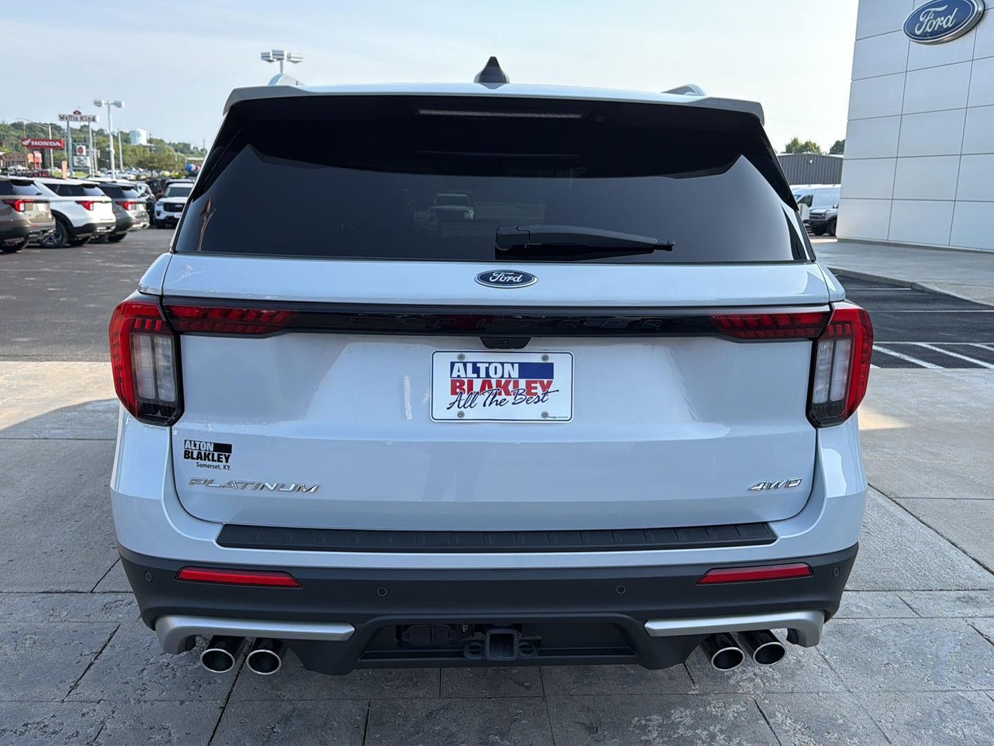 2025 Ford Explorer Platinum