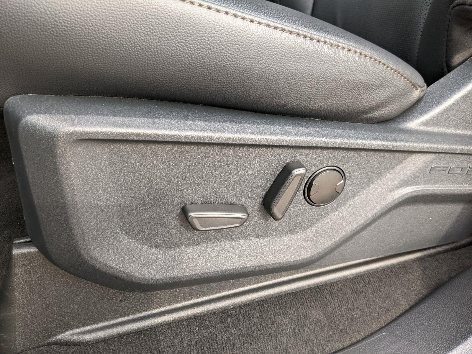 2026 Ford Super Duty F-350 Lariat