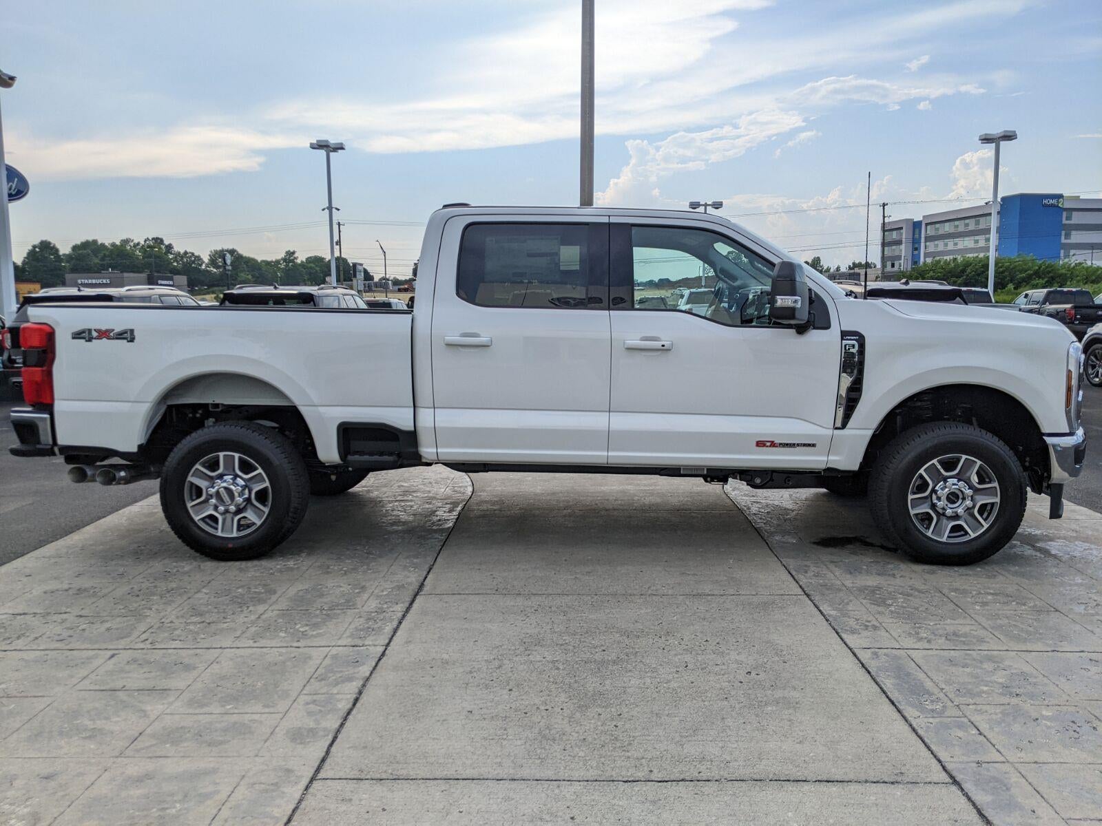 2026 Ford Super Duty F-350 Lariat