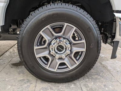 2026 Ford Super Duty F-350 Lariat