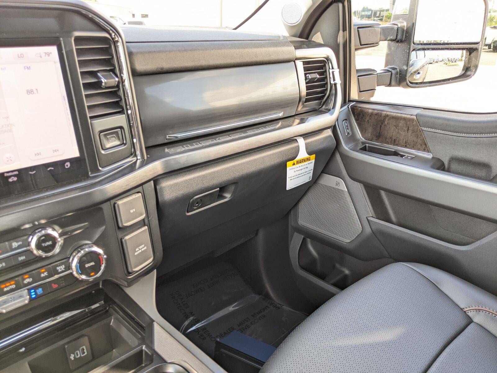 2026 Ford Super Duty F-350 SRW LARIAT