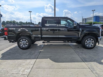 2026 Ford Super Duty F-350 SRW LARIAT
