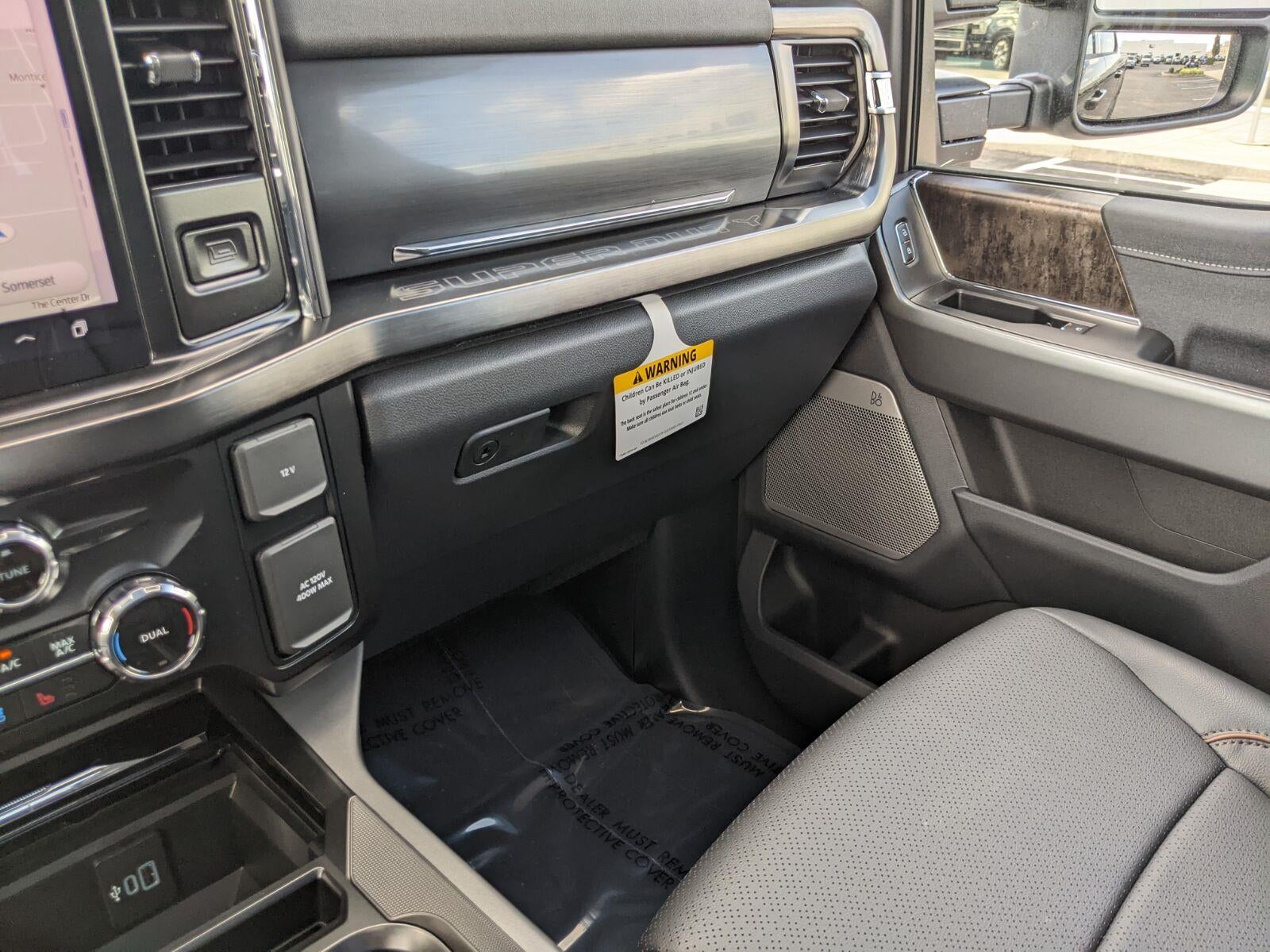 2026 Ford Super Duty F-350 SRW LARIAT