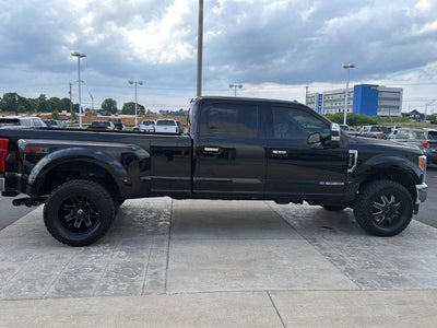 2018 Ford Super Duty F-350 DRW Lariat