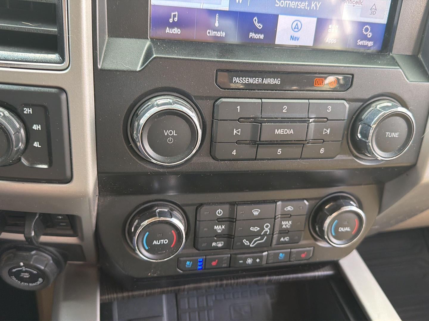 2020 Ford Super Duty F-450 DRW Lariat