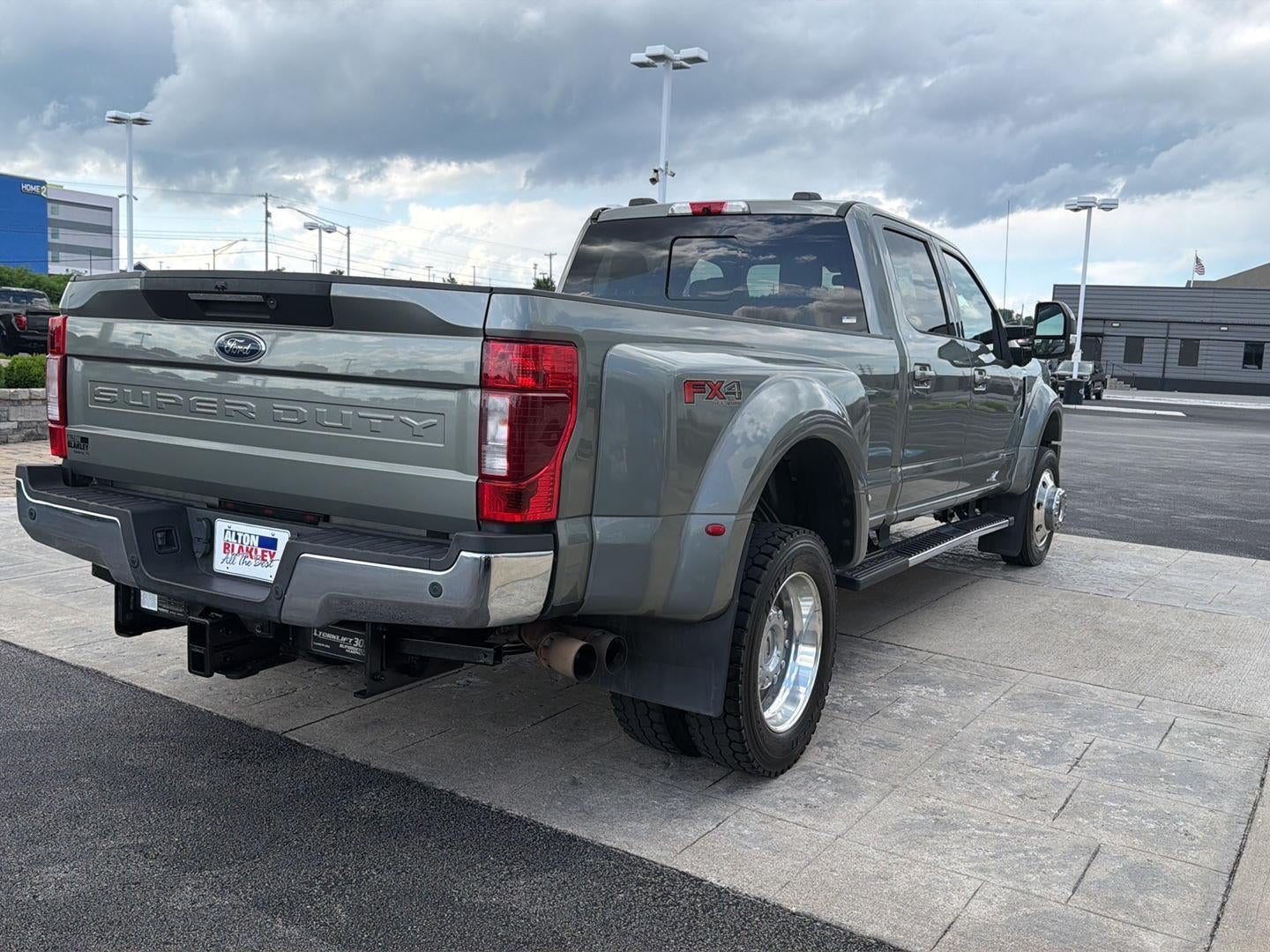 2020 Ford Super Duty F-450 DRW Lariat
