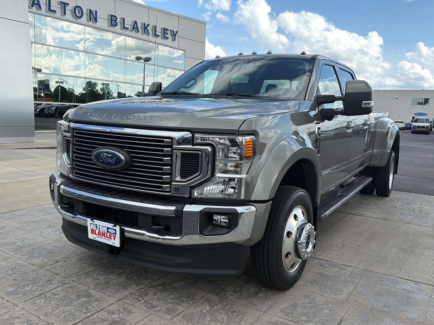 2020 Ford Super Duty F-450 DRW Lariat
