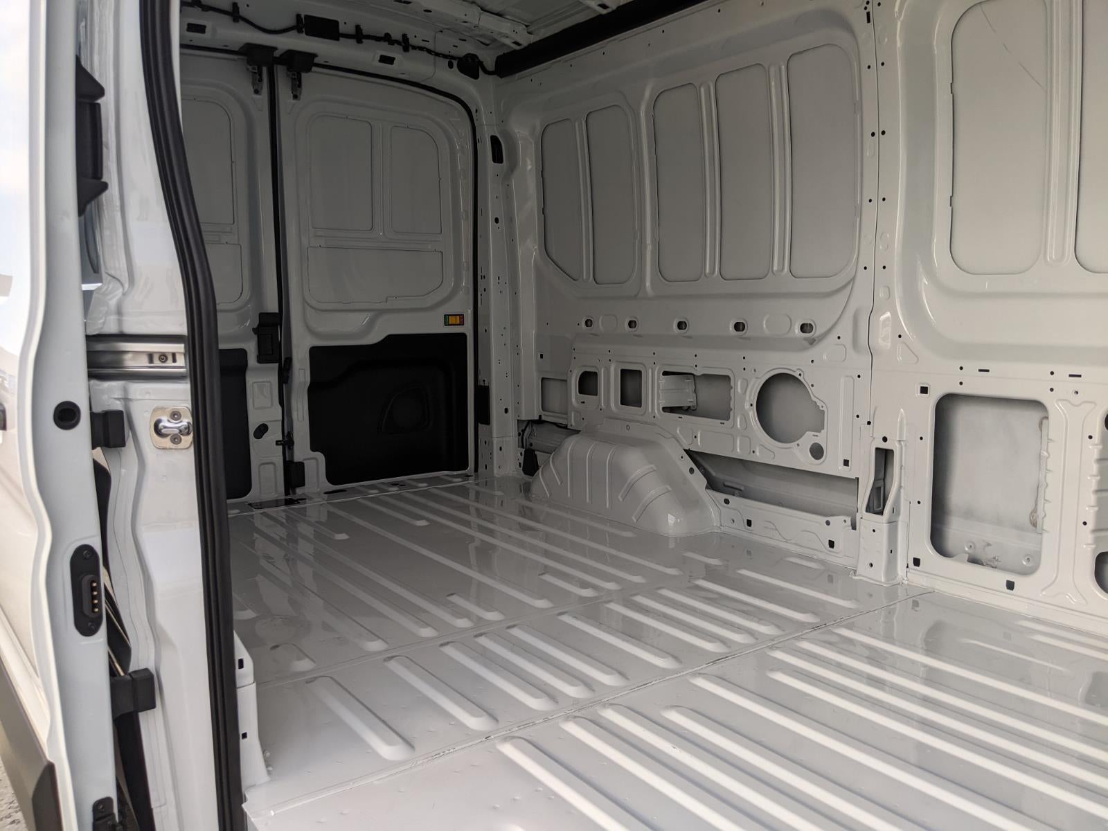 2026 Ford Transit Cargo Van T-250 148 MED RF 9150 GV