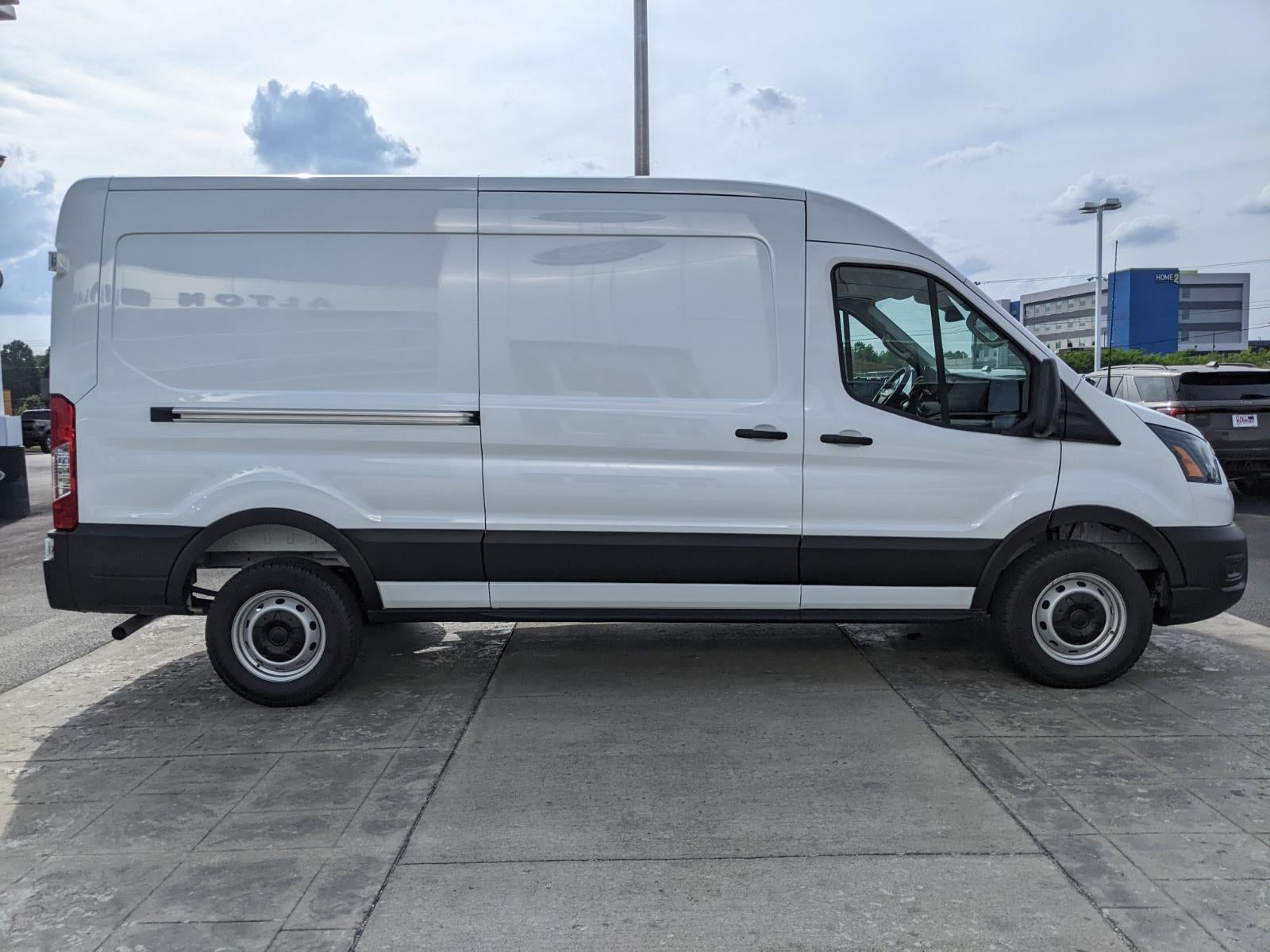 2026 Ford Transit Cargo Van T-250 148 MED RF 9150 GV