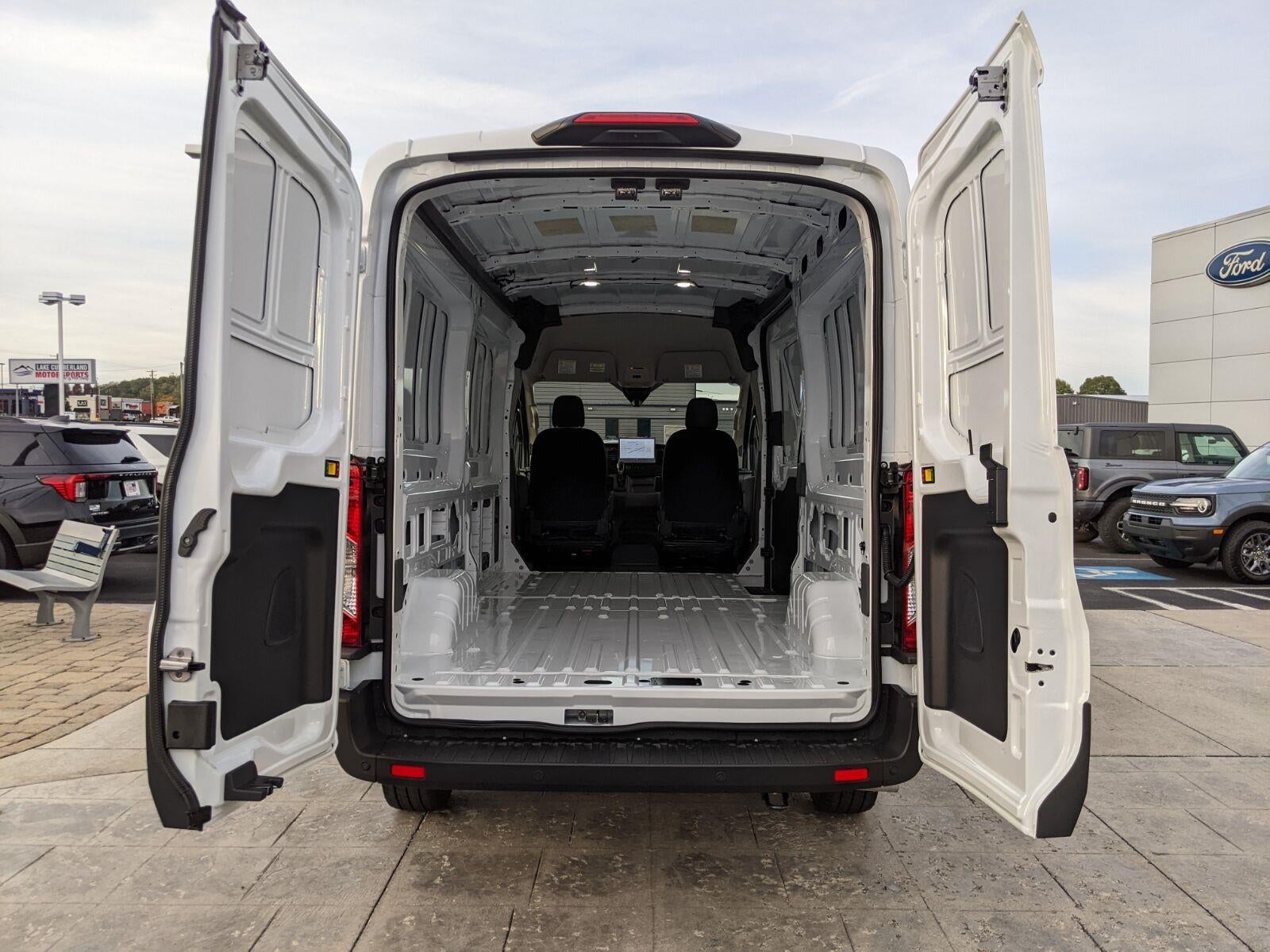 2027 Ford Transit Cargo Van T-250 148 MED RF 9150 GV