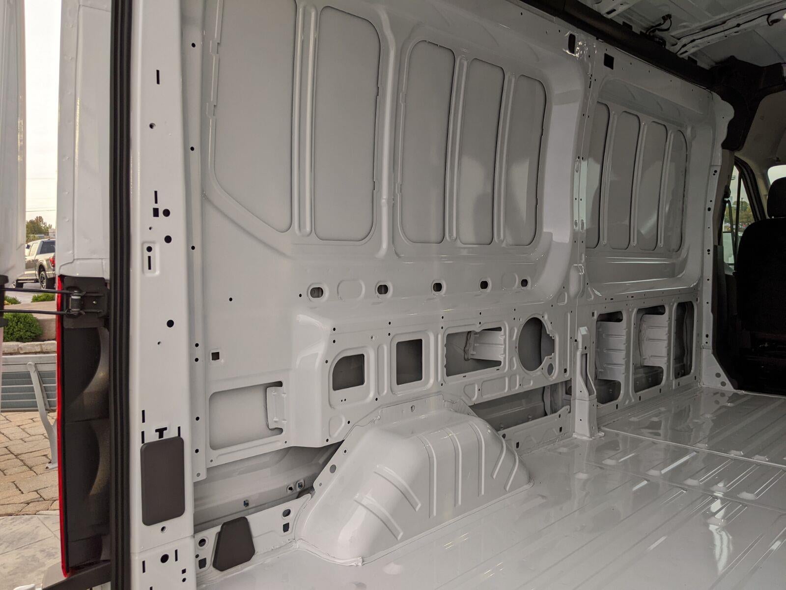 2027 Ford Transit Cargo Van T-250 148 MED RF 9150 GV
