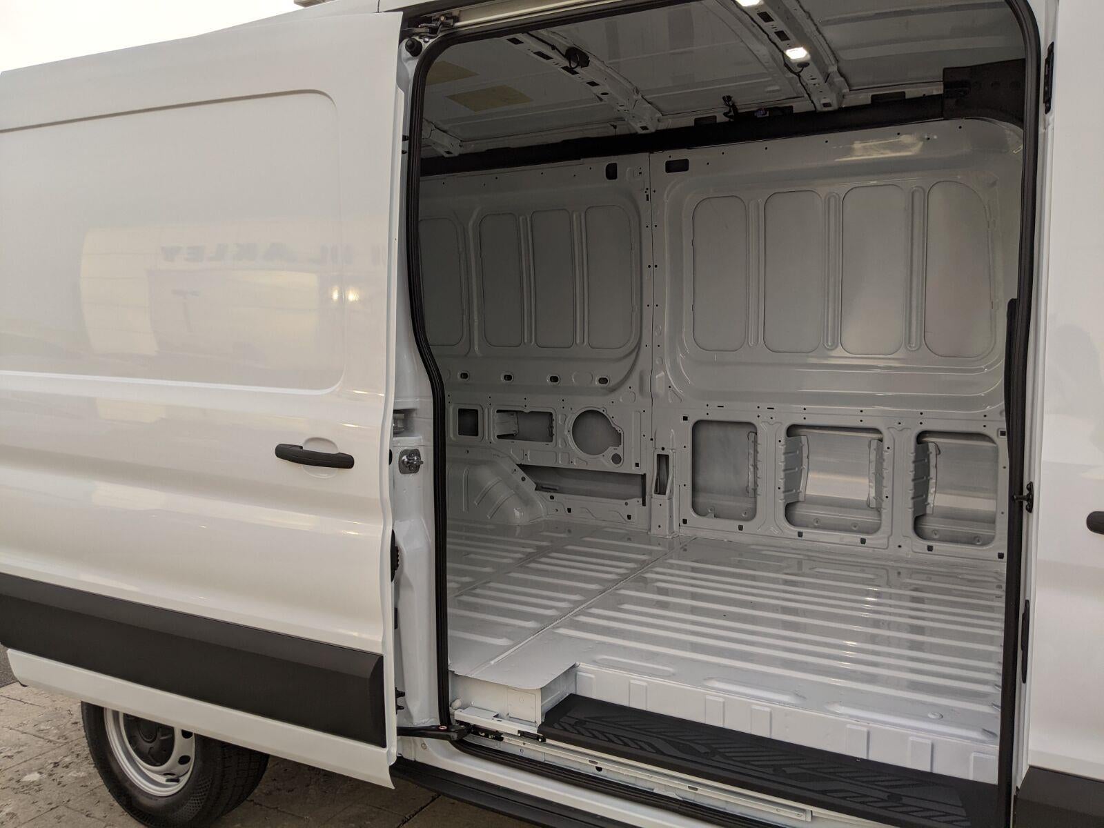 2027 Ford Transit Cargo Van T-250 148 MED RF 9150 GV