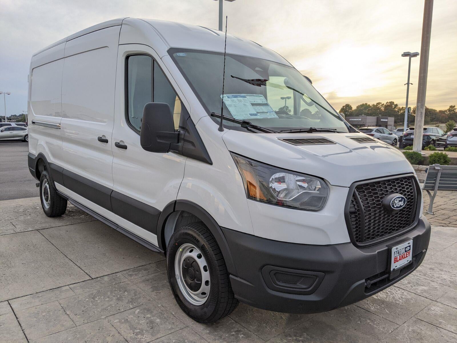 2027 Ford Transit Cargo Van T-250 148 MED RF 9150 GV