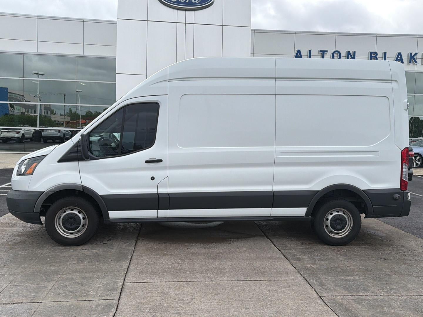 2018 Ford Transit Van T-250 148 HI RF 9000 GVW