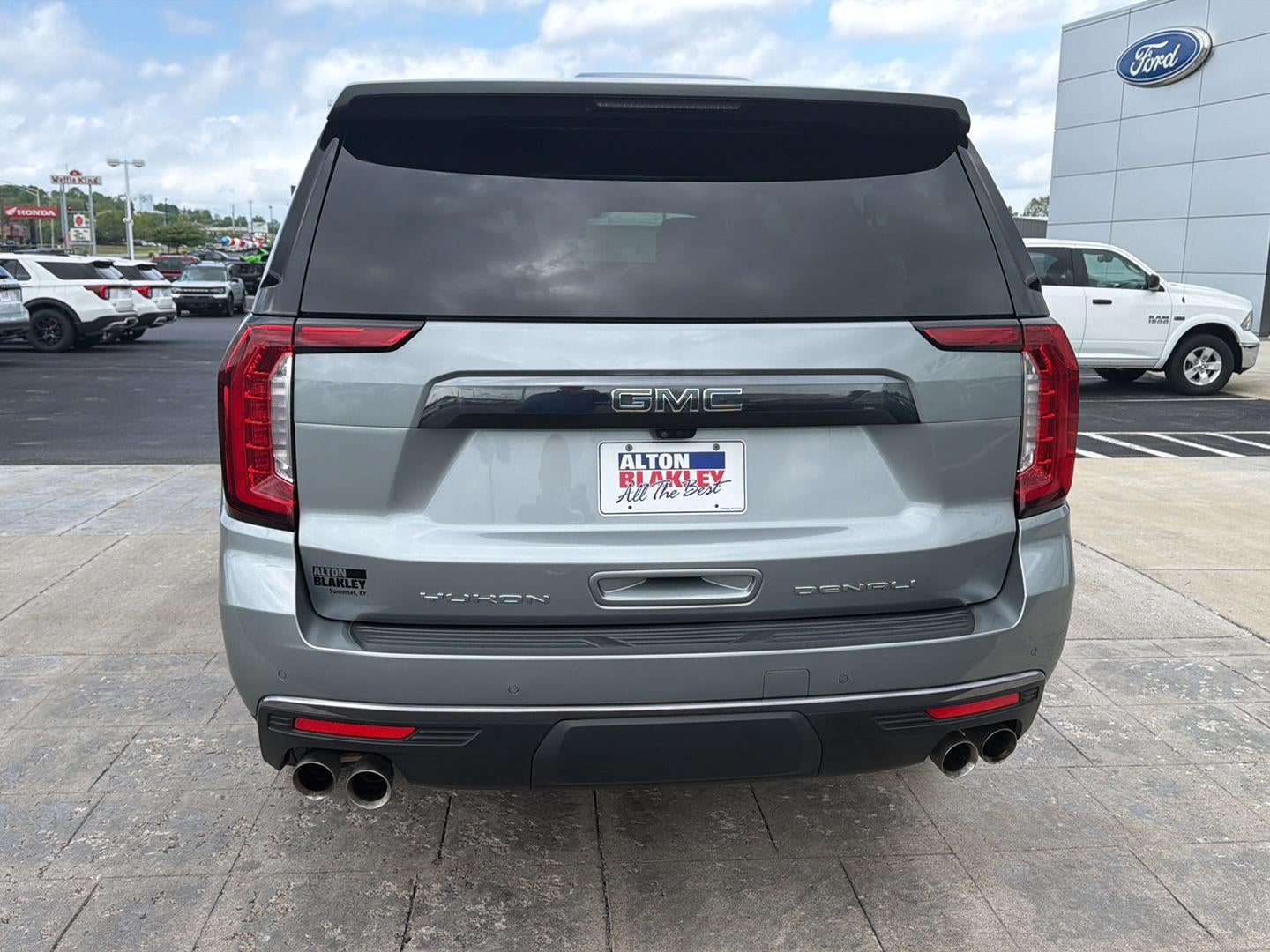 2024 GMC Yukon XL Denali Ultimate