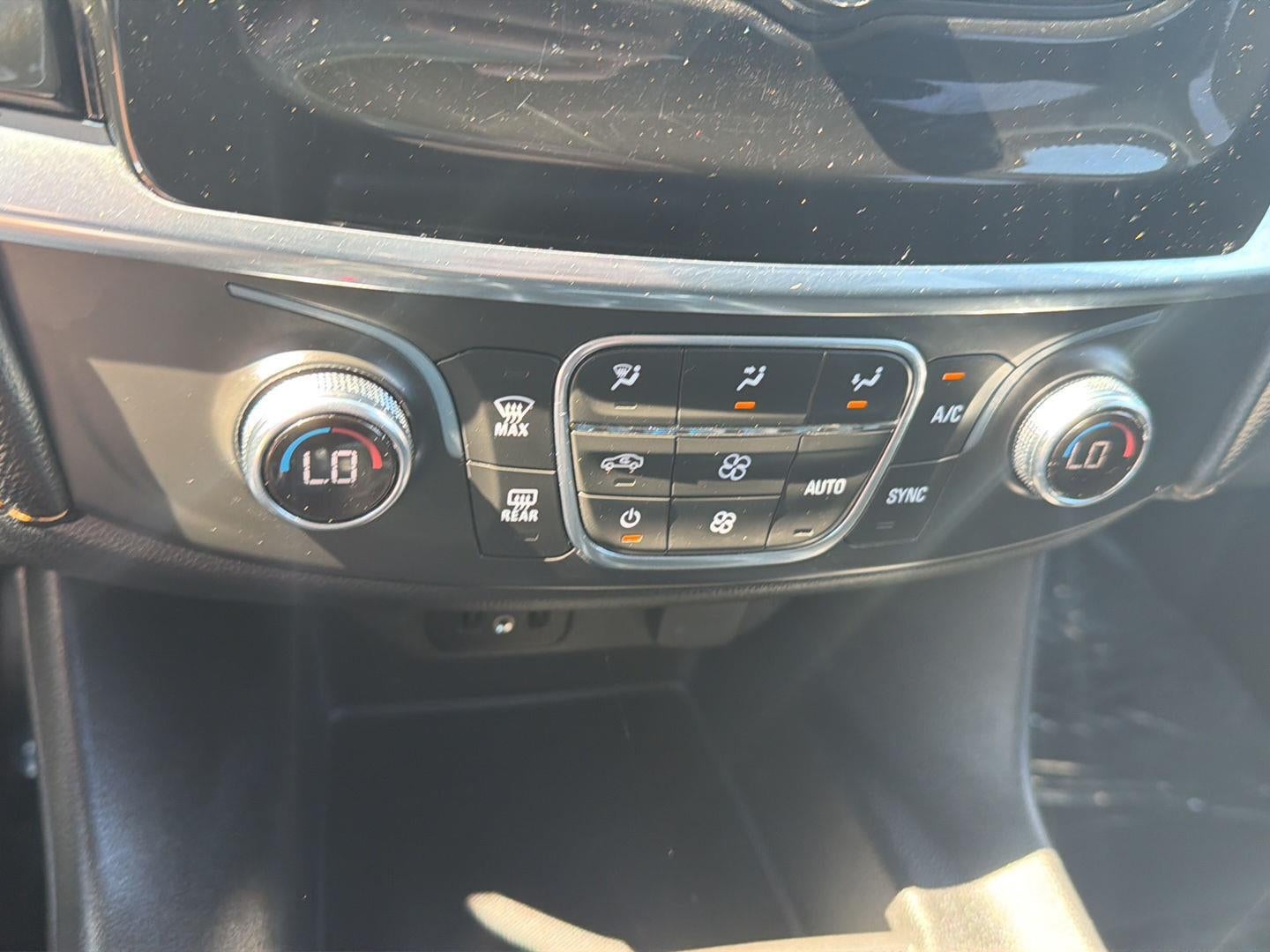 2019 Chevrolet Traverse LS