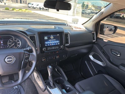 2024 Nissan Frontier SV