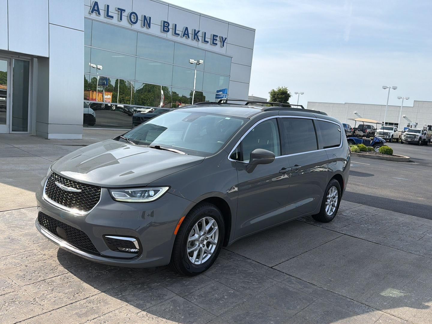 2022 Chrysler Pacifica Touring L