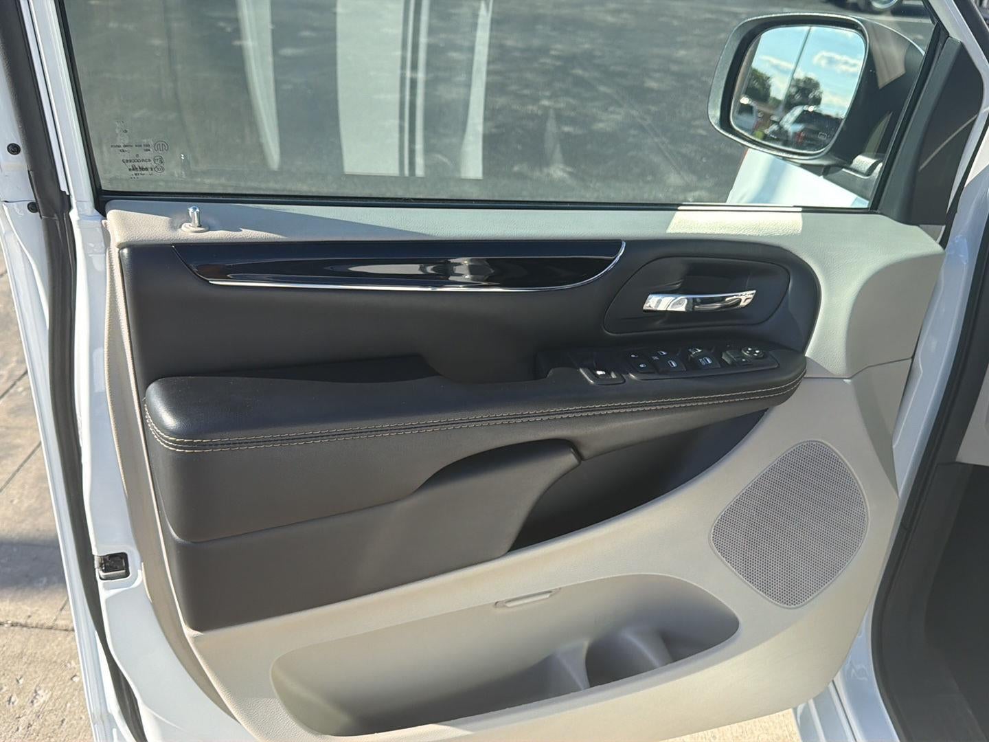2020 Dodge Grand Caravan SXT