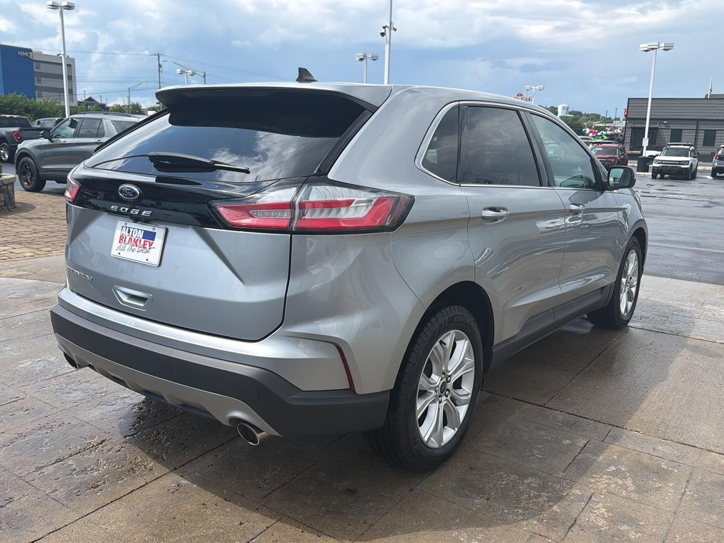 2021 Ford EDGE TITANIUM FWD