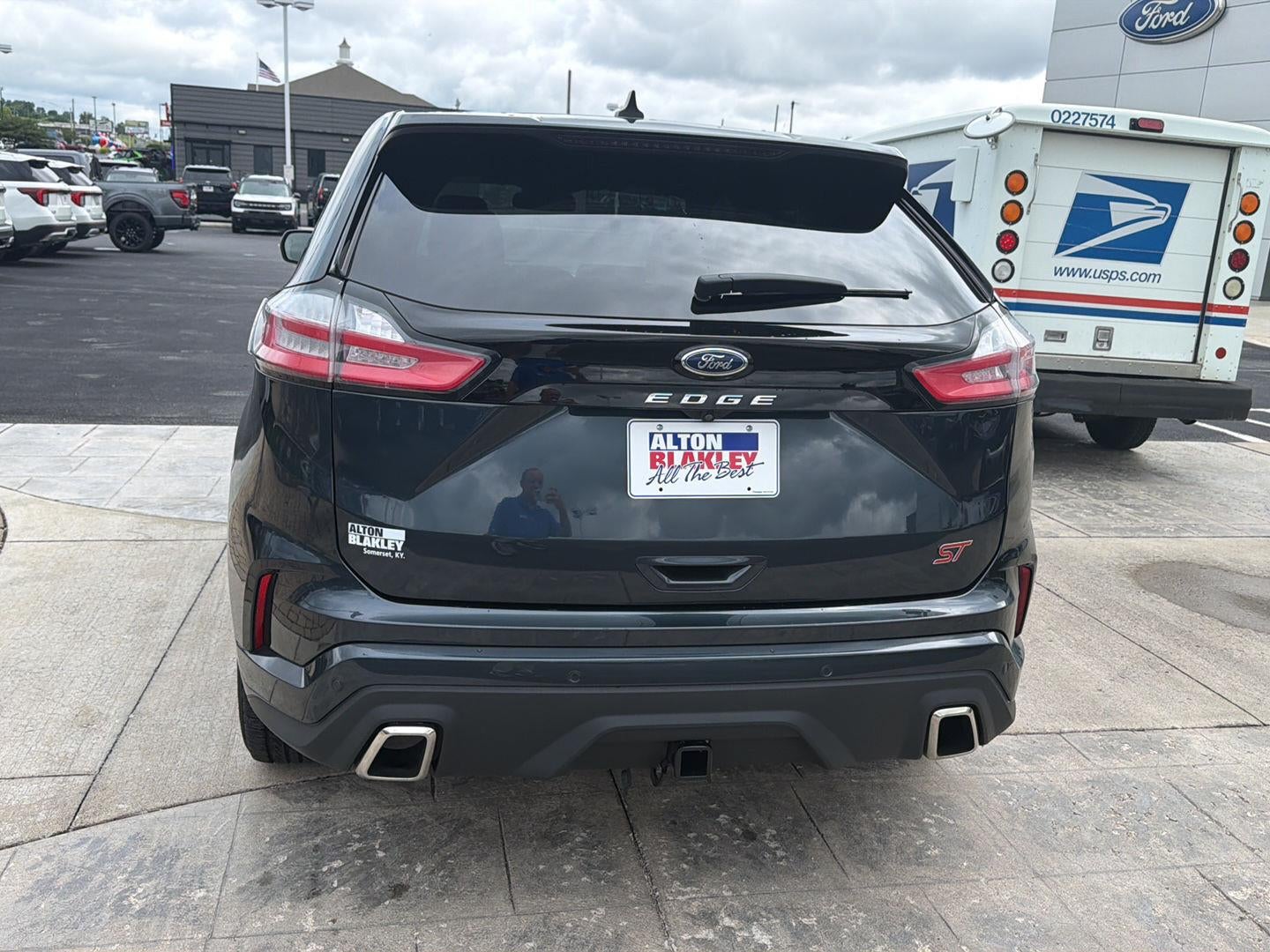 2023 Ford Edge ST