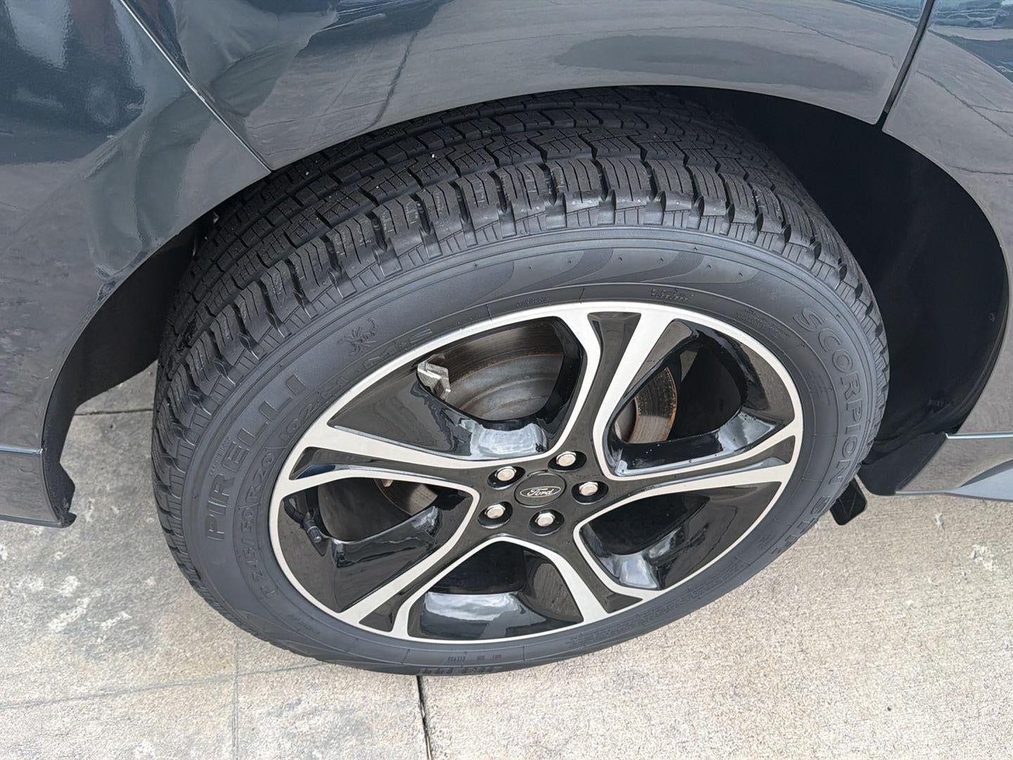 2023 Ford Edge ST