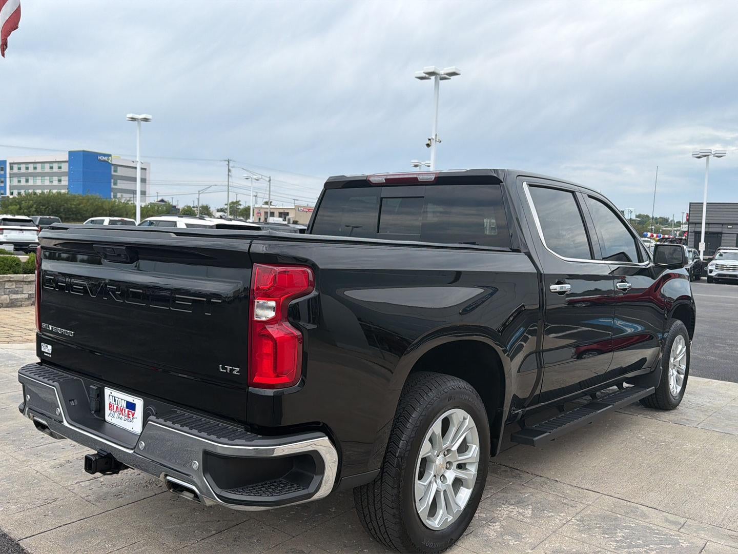 2024 Chevrolet Silverado 1500 LTZ