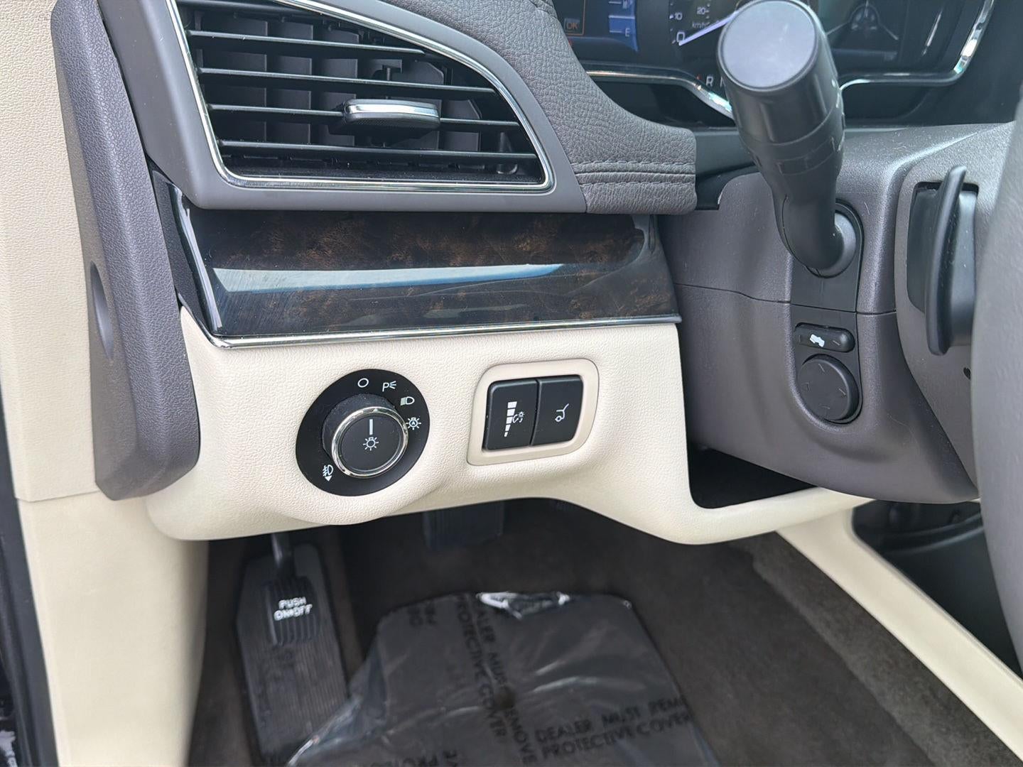 2019 Lincoln MKT Reserve