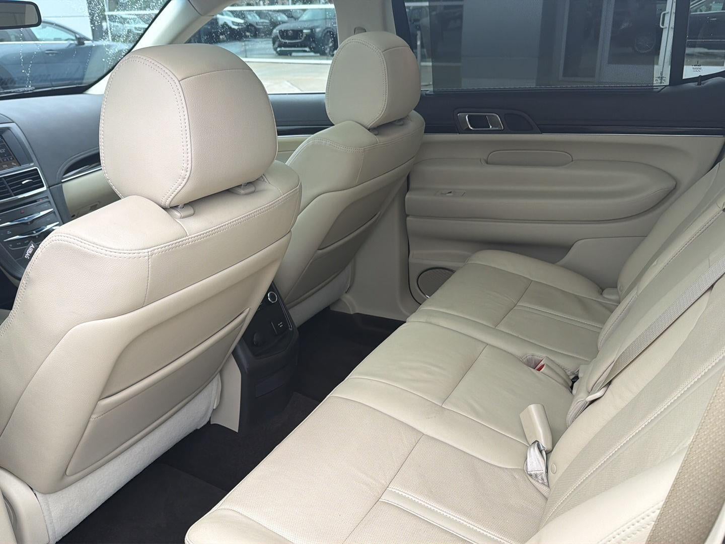 2019 Lincoln MKT Reserve
